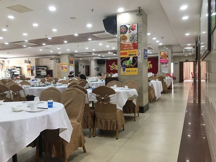 Гуанчжоу: Guangzhou Helong Hotel