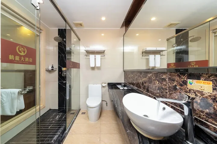 Гуанчжоу: Guangzhou Helong Hotel