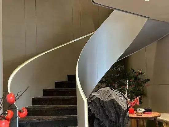 Тайчжоу: Jinghe Business Hotel