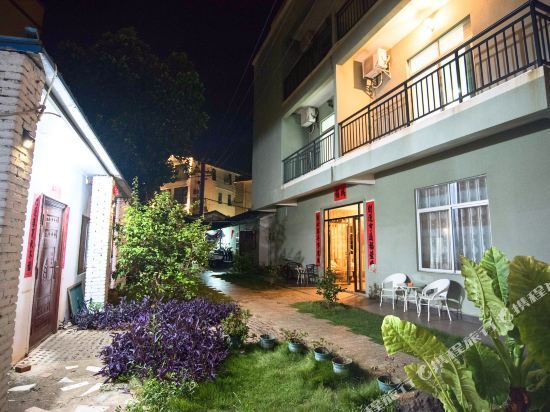 Бэйхай: Ching Hostel