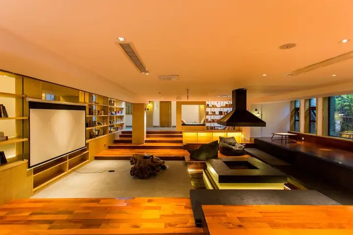 Лицзян: Wangshan Travelling With Hotel