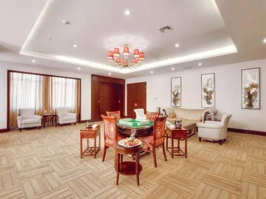 Ордос: Avanna Hotel