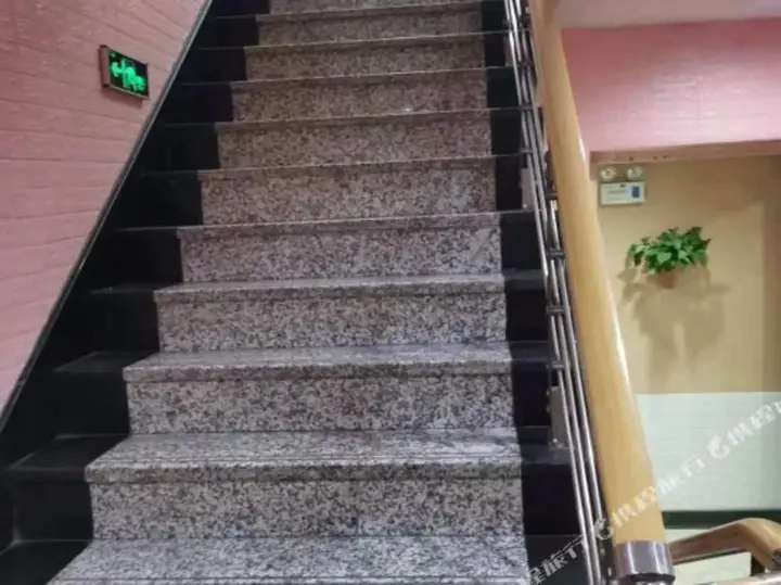 Шэньян: Xinyue Banwan Hotel