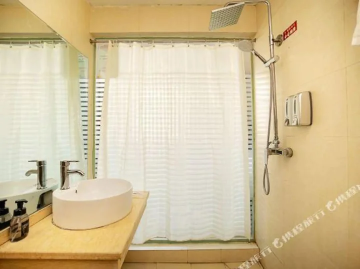 Лоян: Kairui Hotel