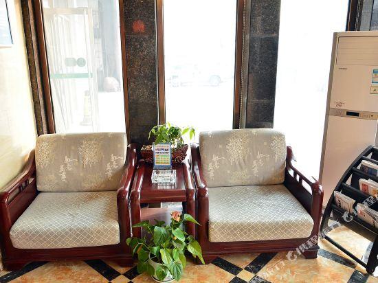 Пекин: Yihe Express Hotel (Beijing Huilongguan)