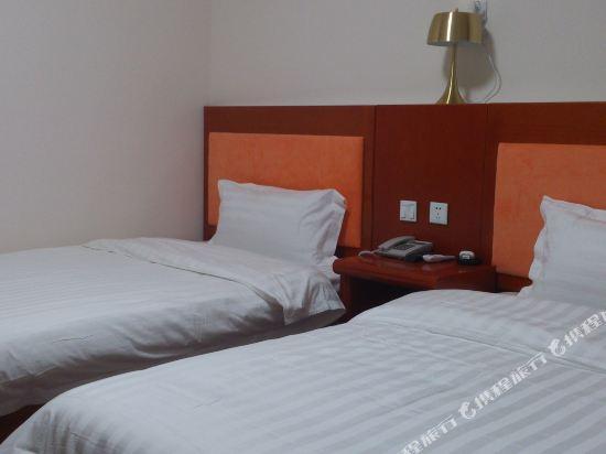 Пекин: Yihe Express Hotel (Beijing Huilongguan)