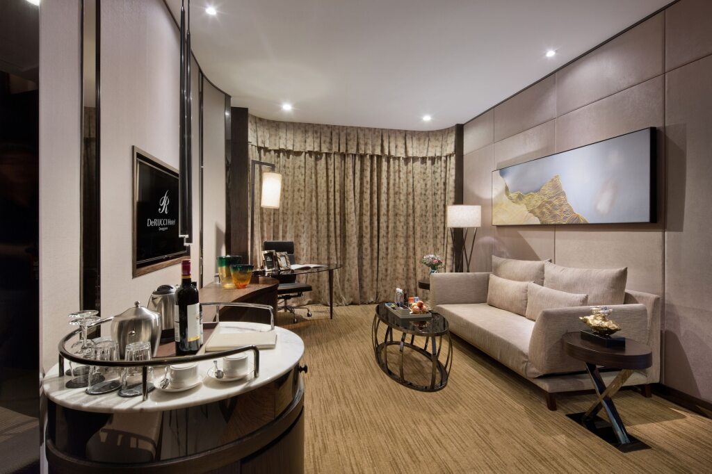 Дунгуань: DeRUCCI Hotel