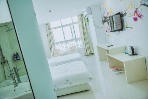 Чжэнчжоу: Wan'ai Hotel (Zhengzhou Huayuan Road Shamen Subway Station)