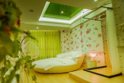 Чжэнчжоу: Wan'ai Hotel (Zhengzhou Huayuan Road Shamen Subway Station)