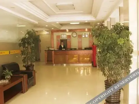 Инкоу: 金亚宾馆(鲅鱼圈万隆生活中心店)