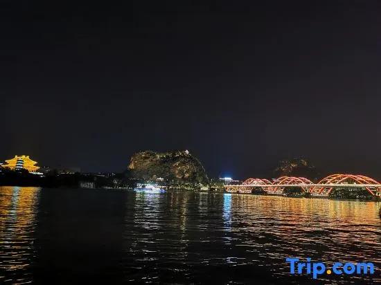 Лючжоу: Zhilin Hotel