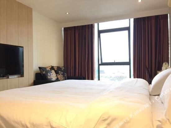 carousel image 2