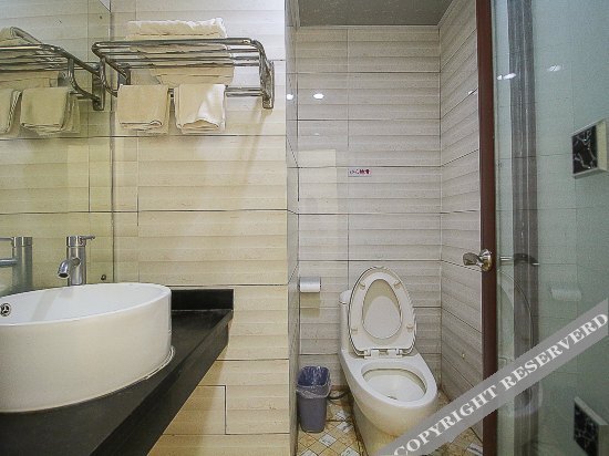 Хайкоу: V8jingxuanhotel(Haikou Banqiao seafood market store)