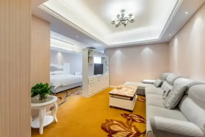 Гуйлинь: Vienna Hotel Guangxi Guilin