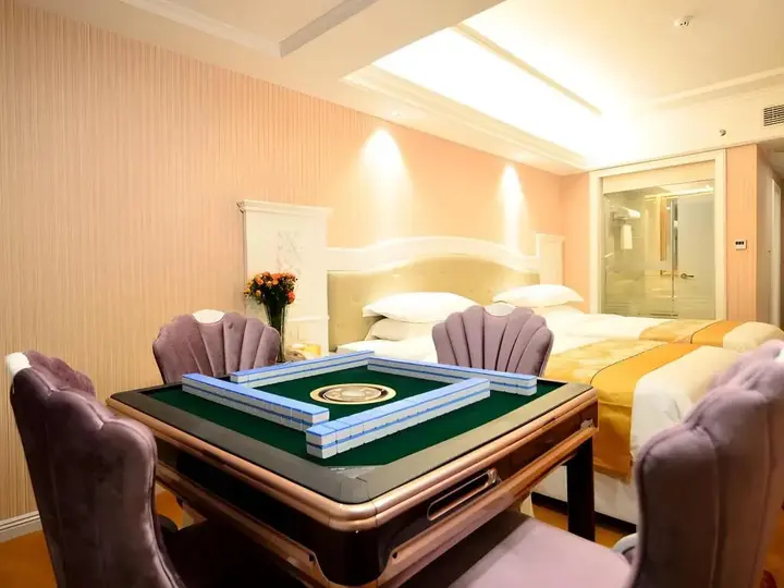 Гуйлинь: Vienna Hotel Guangxi Guilin