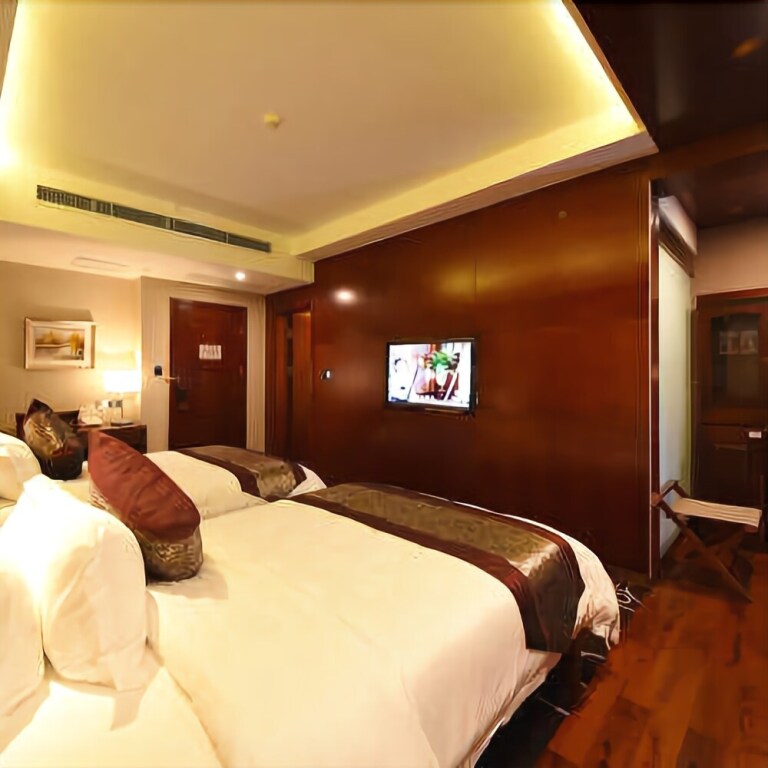 Чанша: Shanshui Baihua Hotel (Changsha West Passenger Station)