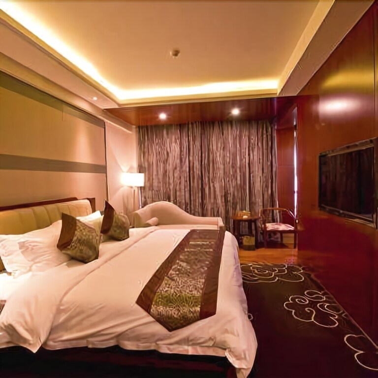 Чанша: Shanshui Baihua Hotel (Changsha West Passenger Station)