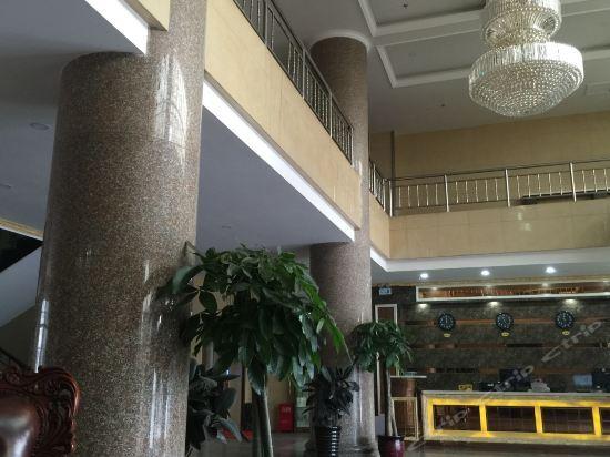 Баодин: Huangyue Business Hotel