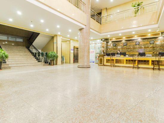 Баодин: Huangyue Business Hotel