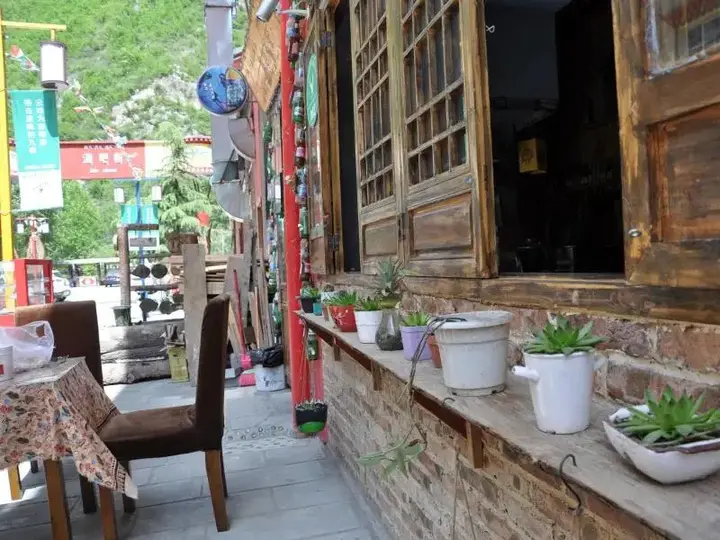 Цзючжайгоу: Jiuzhaigou Zhuoma Youth Hostel