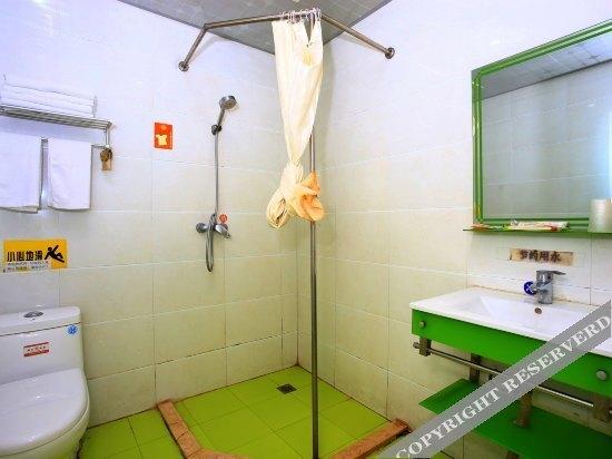 Мэйшань: XinHui Theme Hotel