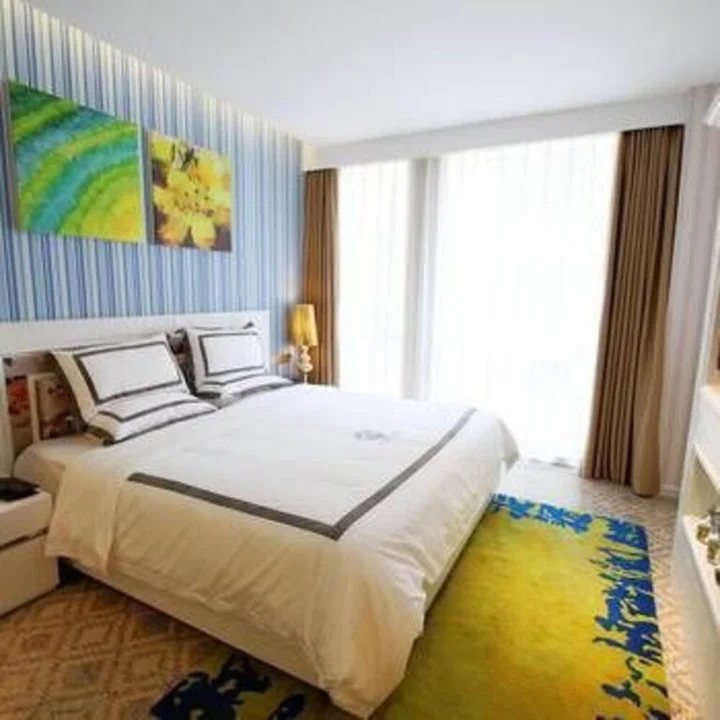 Путянь: Lock Hotel