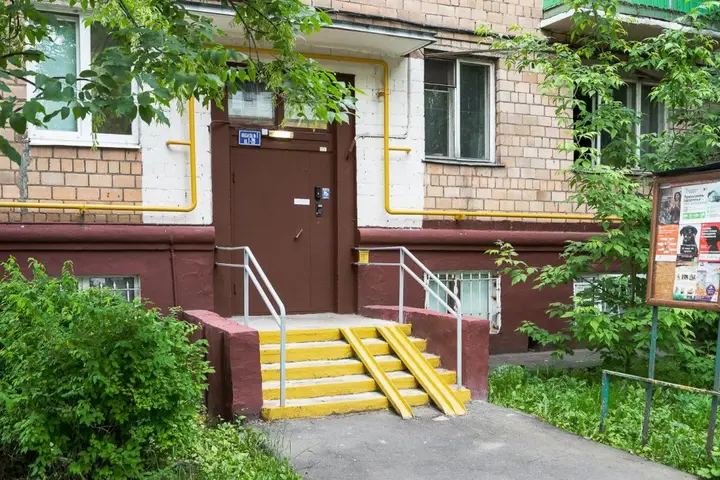BestFlat24 (БэстФлэт24) на улице Енисейская 15 — фото 1
