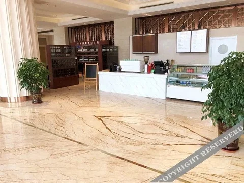 Паниин: Xinyu Baoli Hotel