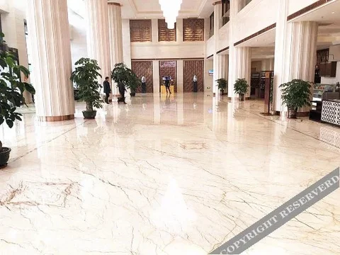 Паниин: Xinyu Baoli Hotel