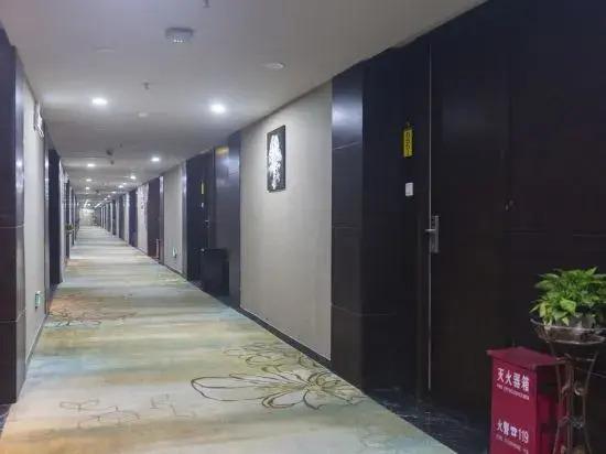 Чжэнчжоу: Zhengzhou Grete Hotel (Zhongzhou Avenue CBD Convention and Exhibition Center)
