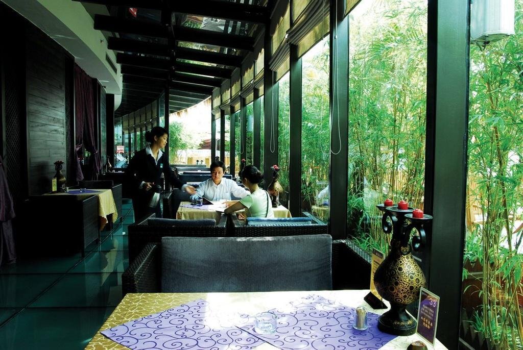 Юйлинь: Lijing International Hotel