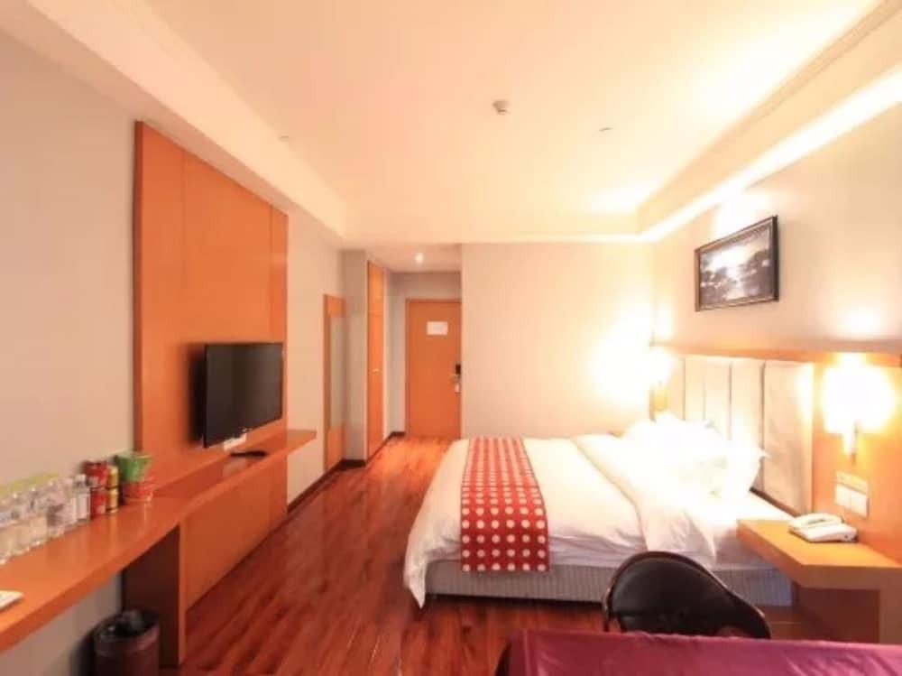 Чунцин: ibis Chongqing Airport