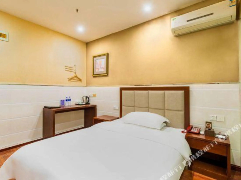 Чунцин: Chongqing Ruimei Business Hotel(SouthWest University )