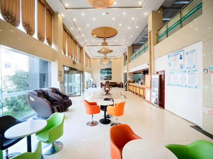 Чжэнчжоу: GreenTree Inn Zhengzhou Chengnan Road Bojue Hotel