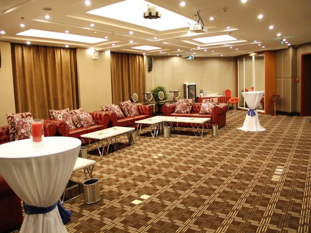 Иньчуань: Yinchuan Vintage Hill Hotels & Resorts