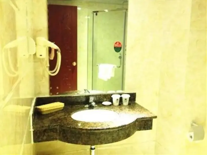 Цзинань: GreenTree Inn Shandong Jinan Suncun New District Express Hotel