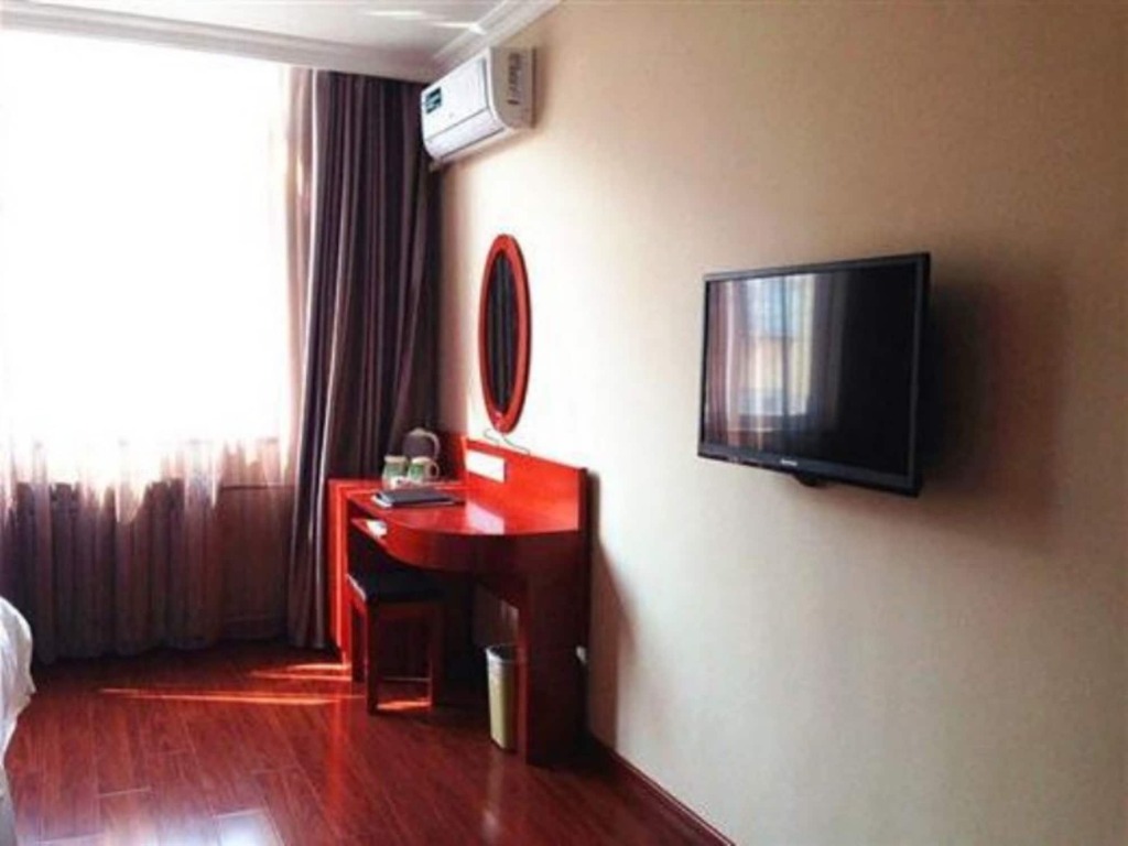 Цзинань: GreenTree Inn Shandong Jinan Suncun New District Express Hotel