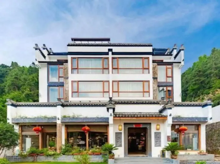 Хуаншань: ZhulinShanshe Hotel
