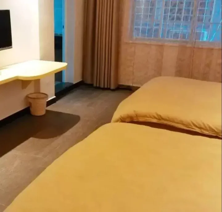Яншо: Constellation Hotel