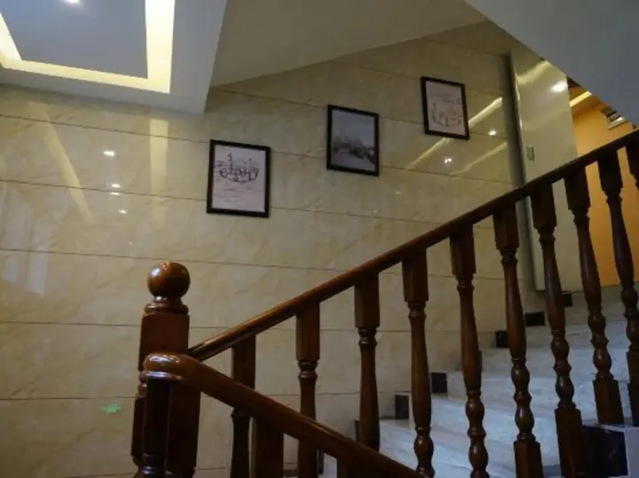 Чунцин: Aige Hotel