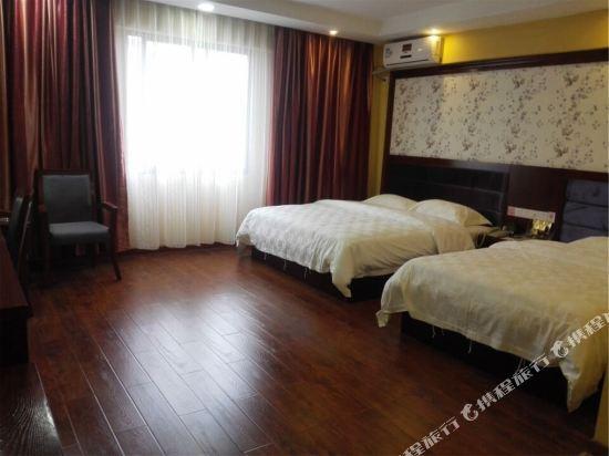Наньнин: Shengjing Hotel