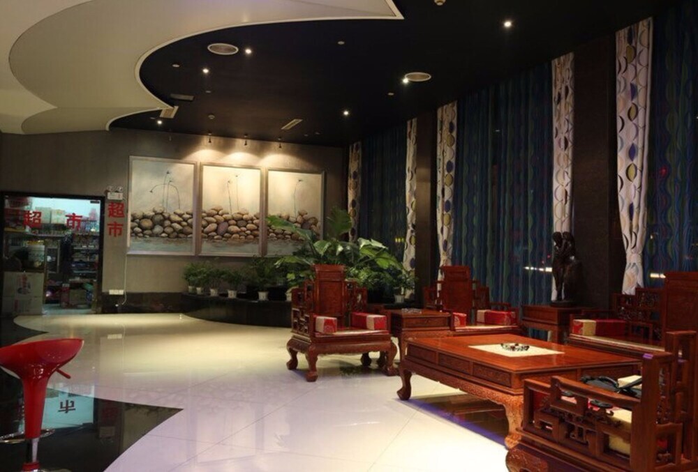 Дунъян: Pingguo Hotel