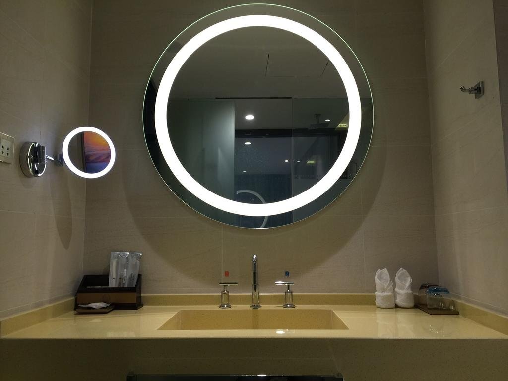 Ичан: Lavande Hotel (Yichang Baotahe Wanda)
