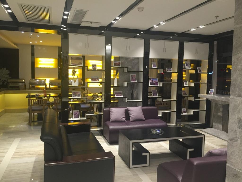 Ичан: Lavande Hotel (Yichang Baotahe Wanda)