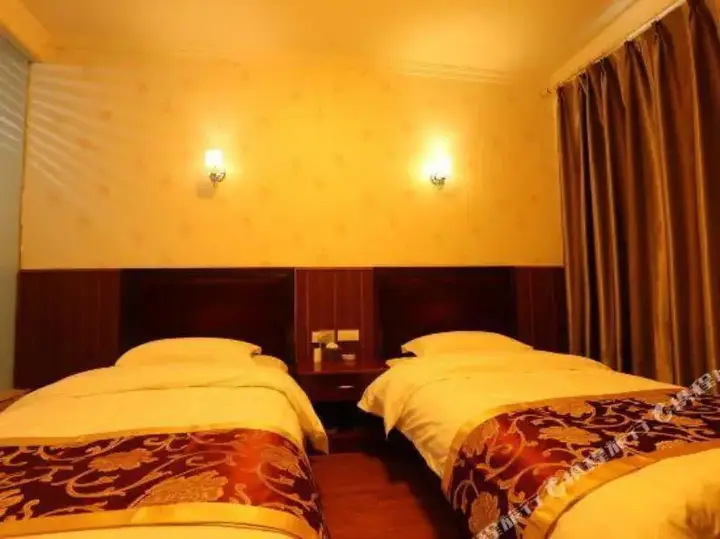 Чунцин: Xinhua Hotel