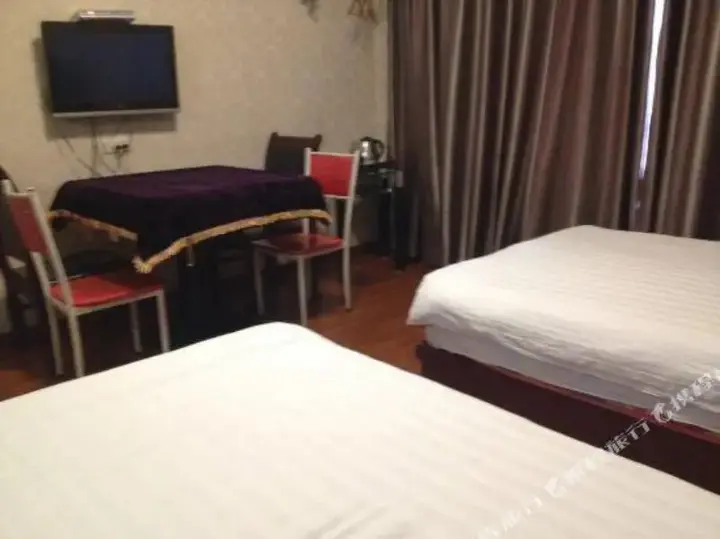 Чунцин: Xinhua Hotel