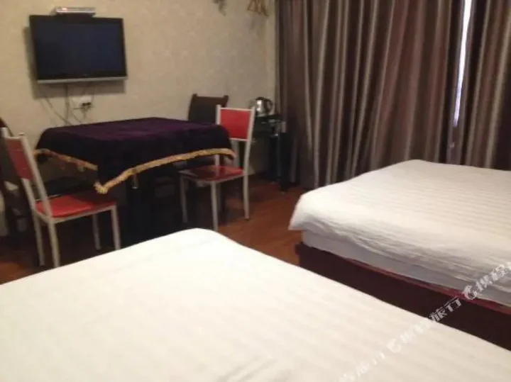 Чунцин: Xinhua Hotel