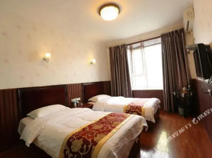 Чунцин: Xinhua Hotel