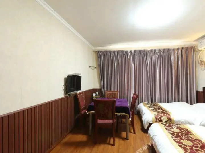 Чунцин: Xinhua Hotel