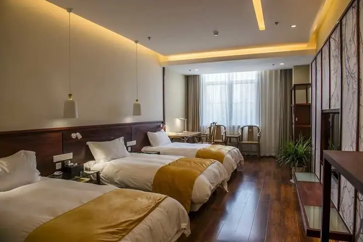 Яньтай: Yantai Tianma Kangxinju Hotel